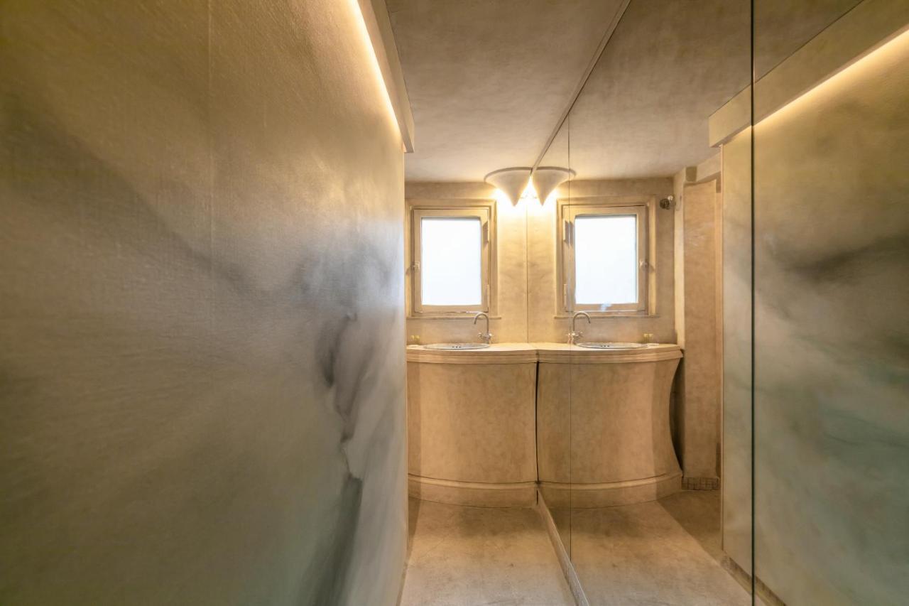 The Spanish Steps Extravaganza Apartment Rom